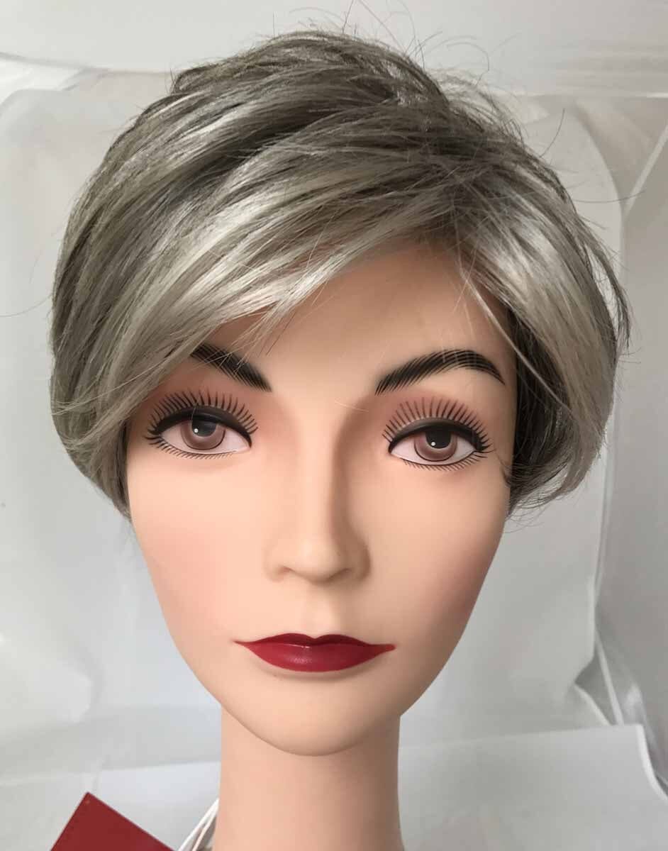 color shown: sandy silver